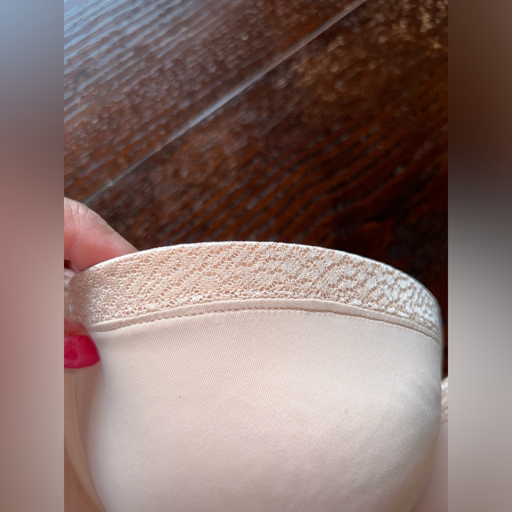 Strapless Bra - Picture 7 of 13